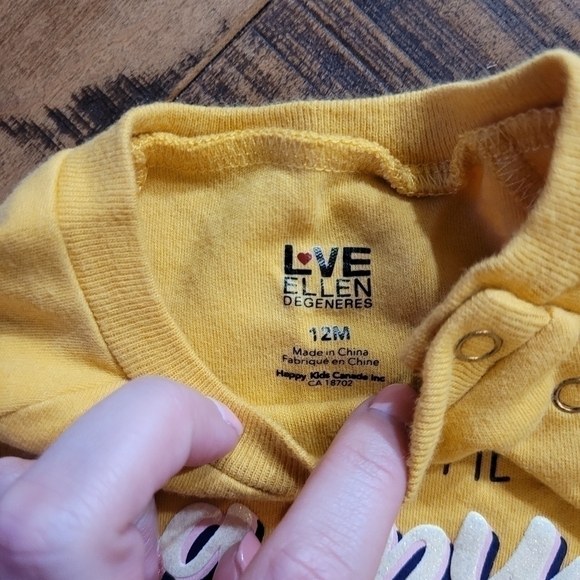2 Baby girl outfits 12 month, Carters and Ellen DeGeneres - Picture 5 of 8